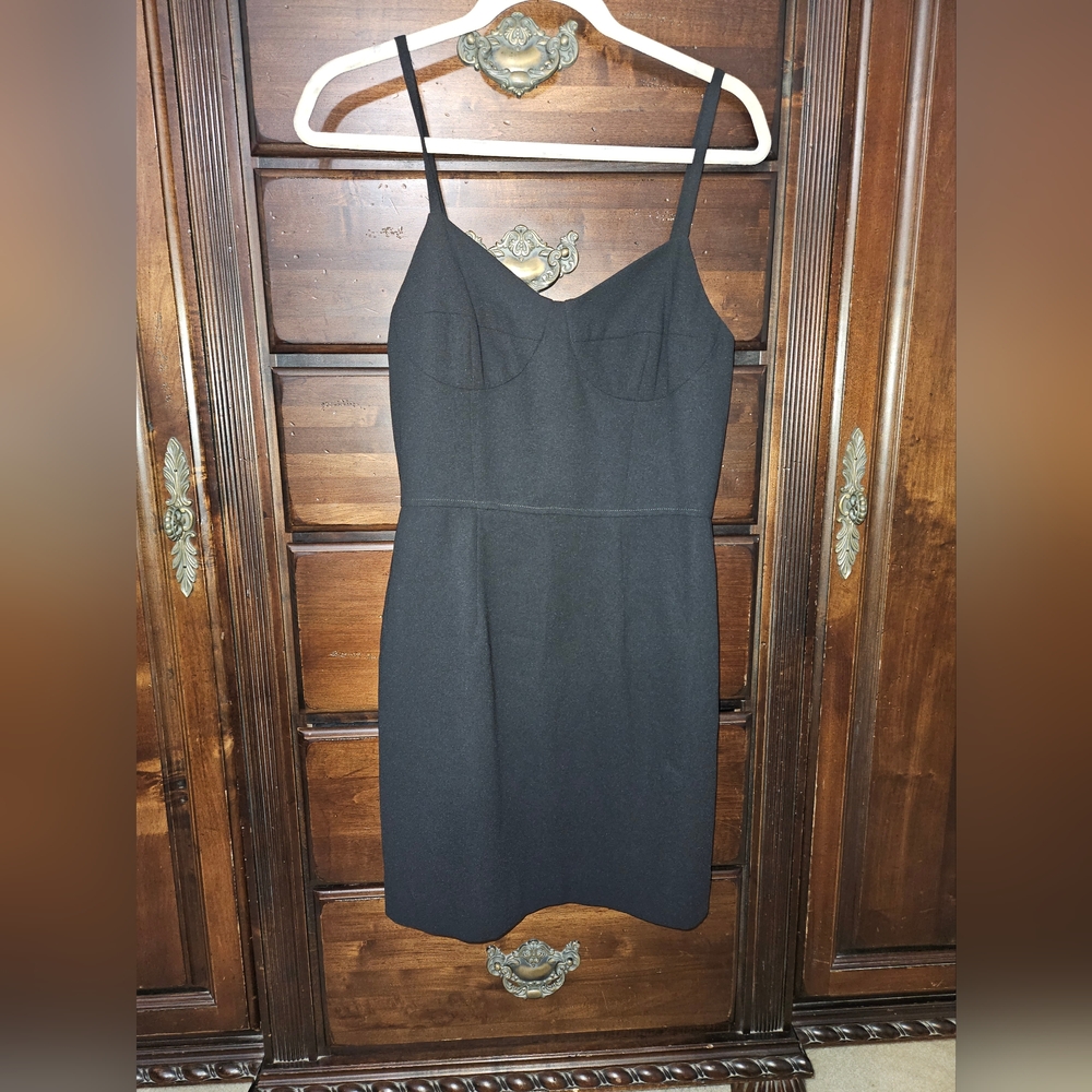 Elegant Black Sleeveless Dress Item Size 10